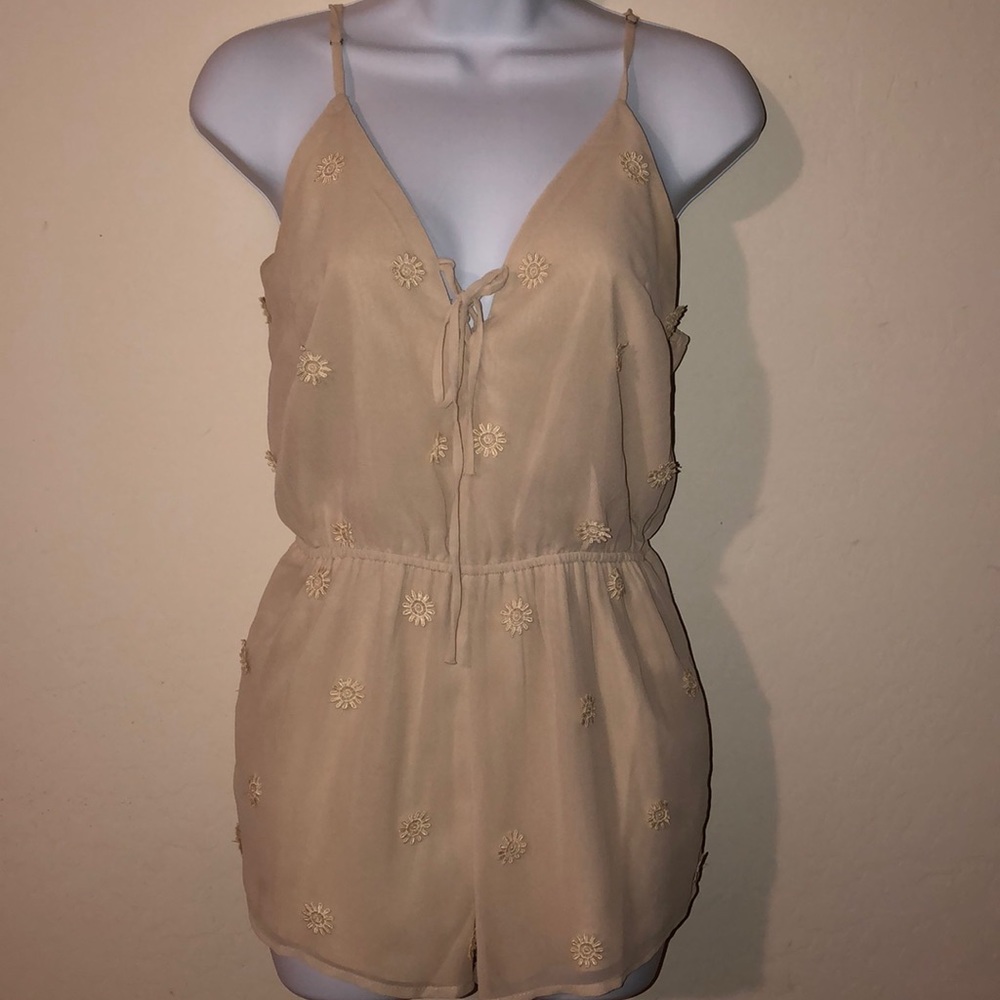 Forever 21 Daisy Romper